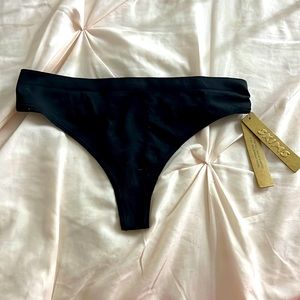 Skims black thong brand new